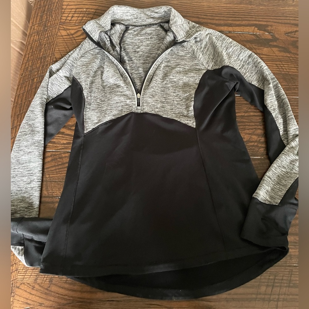 Rebook Quarter Zip